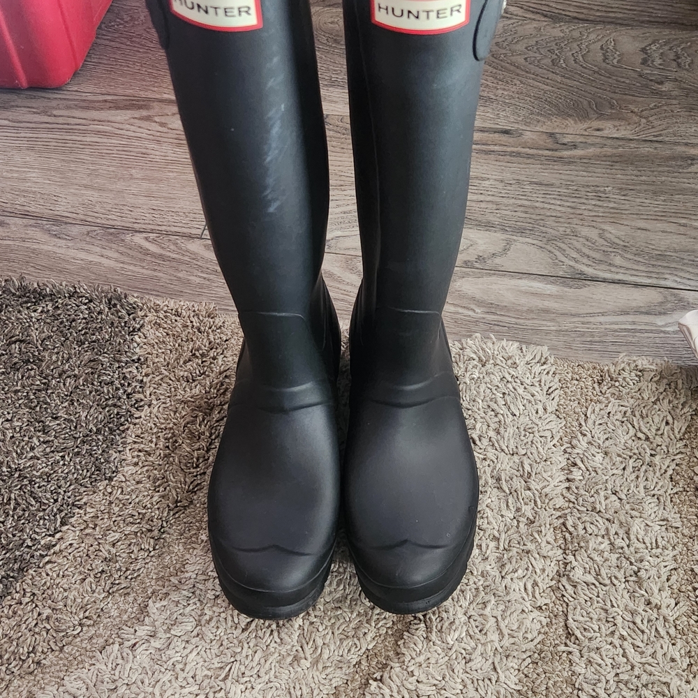 Hunter Matte Black Rain Boots